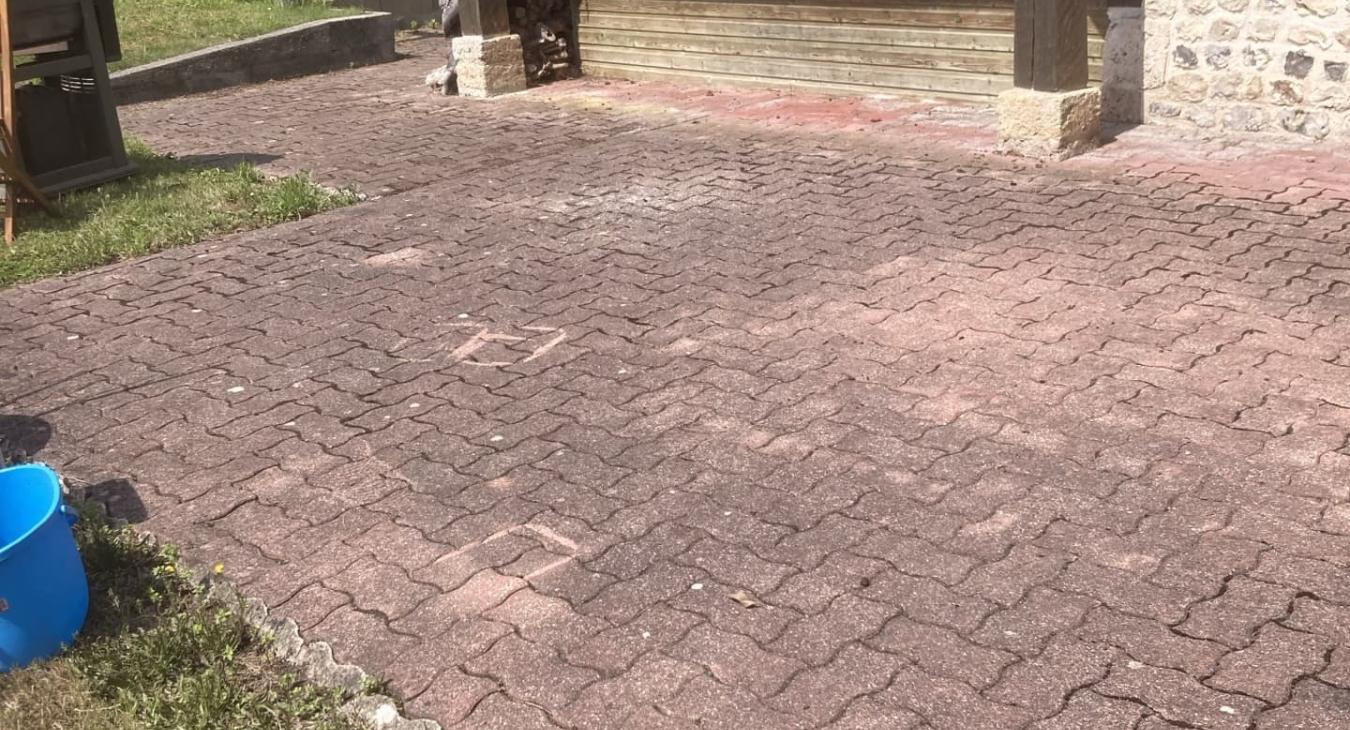 Nettoyage d'allée et terrasse Deaville